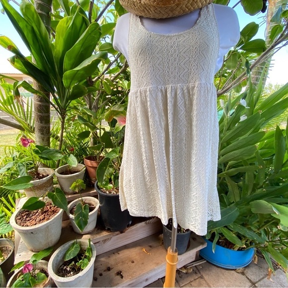 Volcom ecru lacy dress - Picture 7 of 10